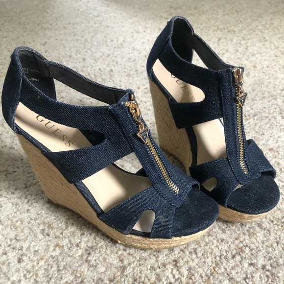 Guess Wedges - Picture 1 of 7